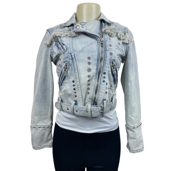 BlankNYC Women's Light Blue Embroidered Zip Up Buckle Strap Denim Jacket - NWT - Picture 1 of 15